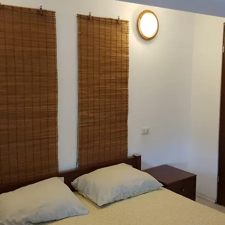Raelma Guest house *
