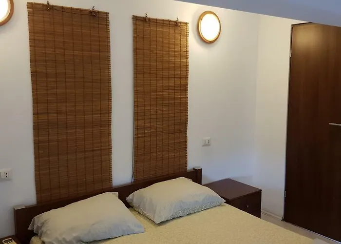 Raelma Guest house 3*